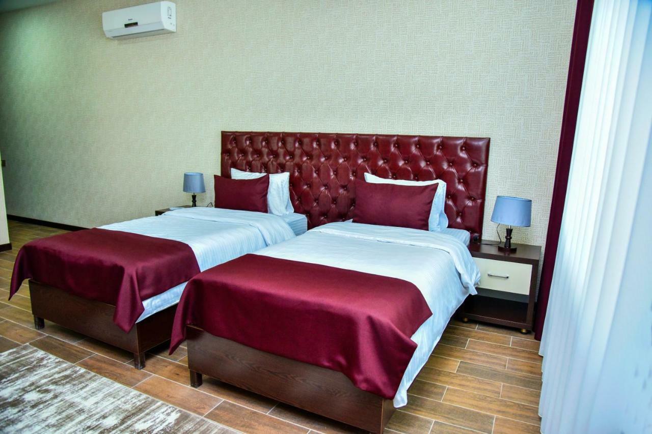 Supreme Hotel Bakoe Buitenkant foto